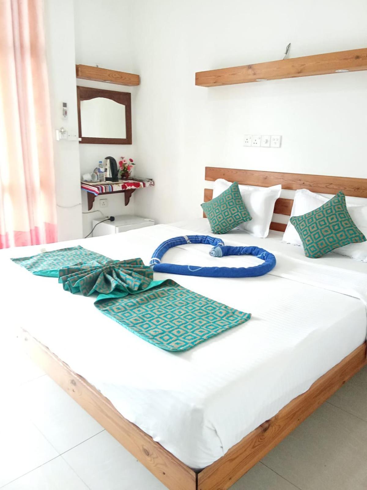 Awon Mirissa Hotell Exteriör bild