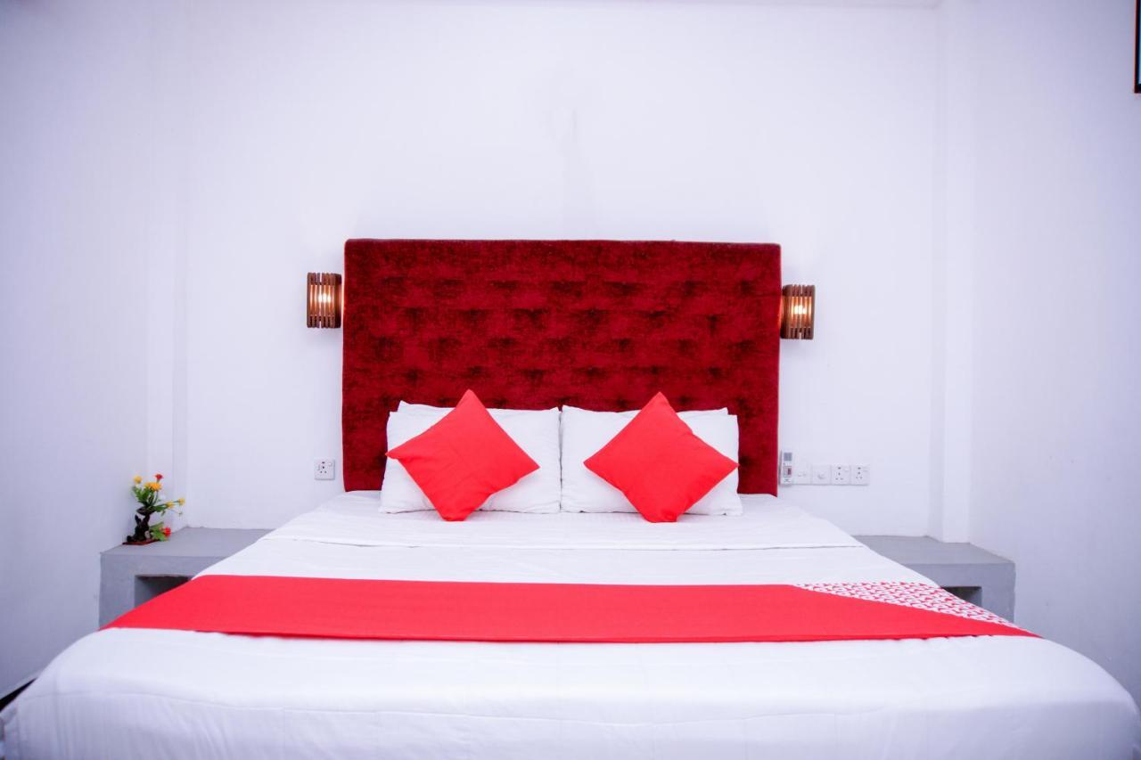 Awon Mirissa Hotell Exteriör bild